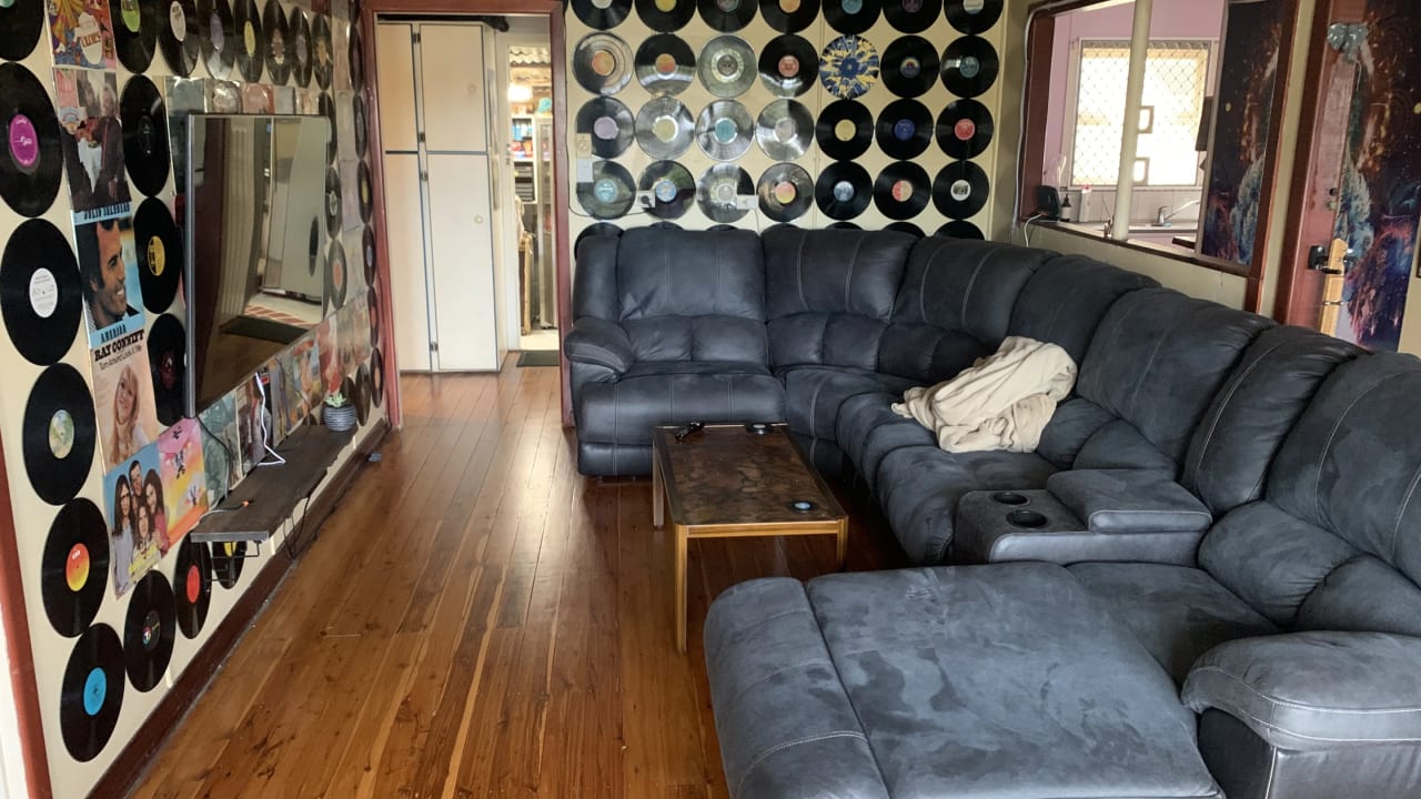Furnished room in a share house