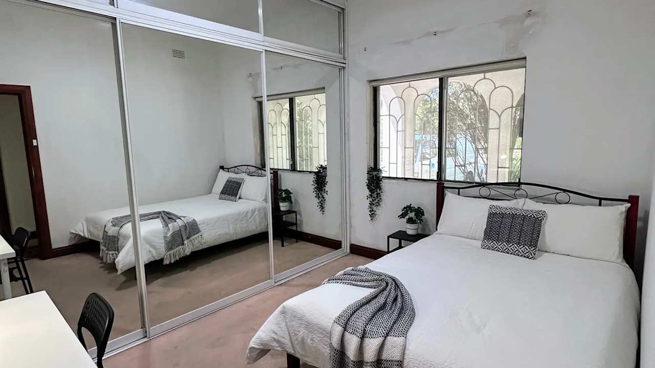 Furnished room in a share house