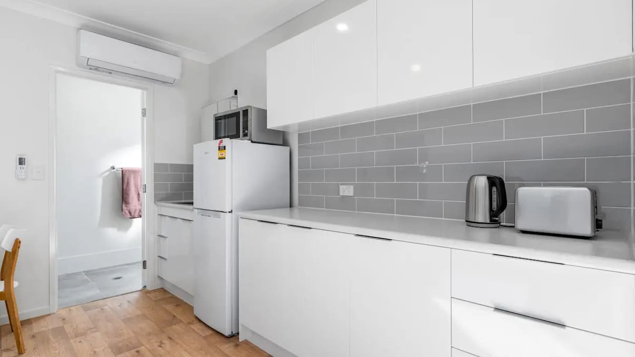 Furnished room studio flat for rent