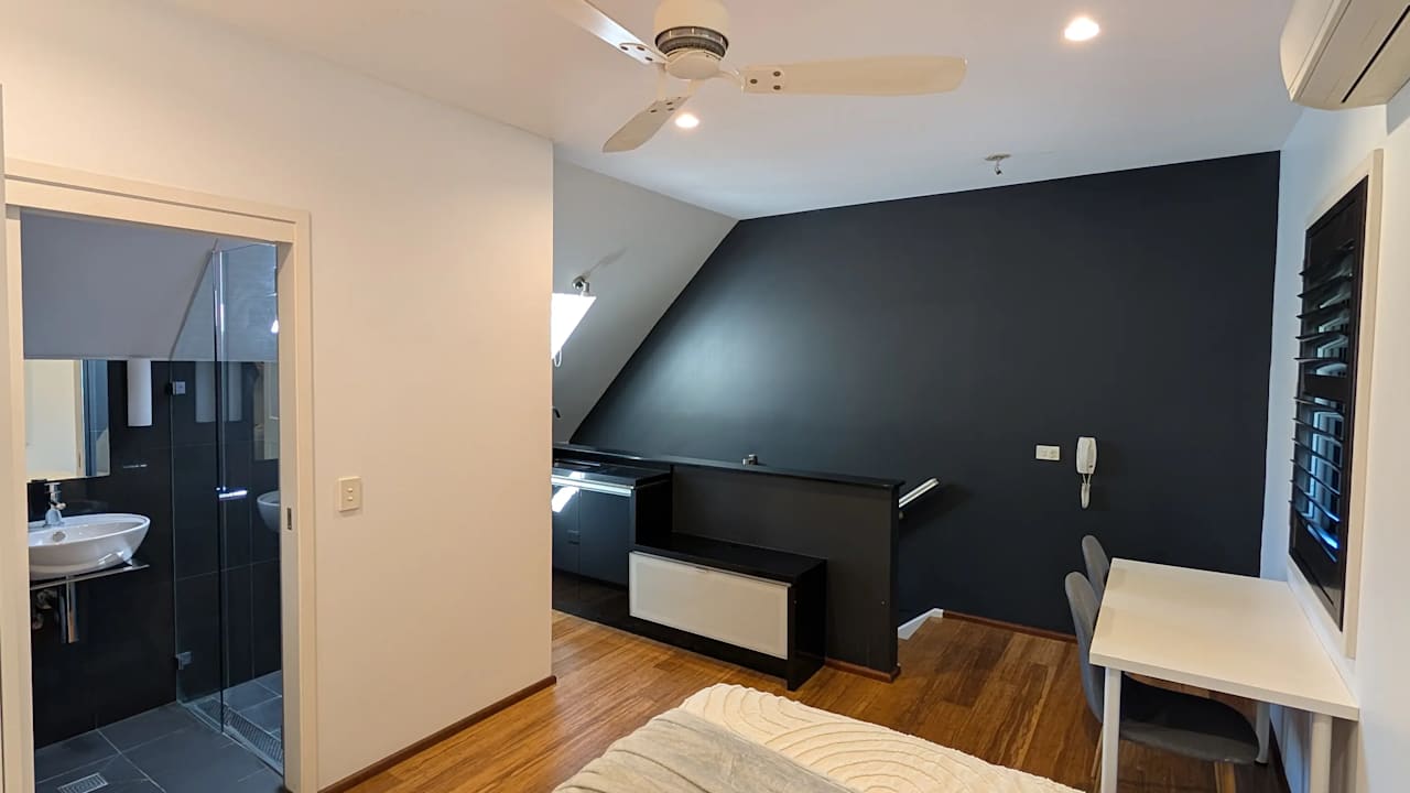 Furnished room studio flat for rent