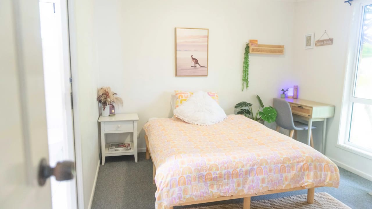 Room with ensuite in a share house