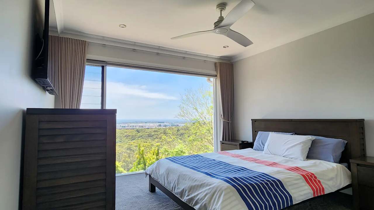 Furnished room with ensuite in a share house