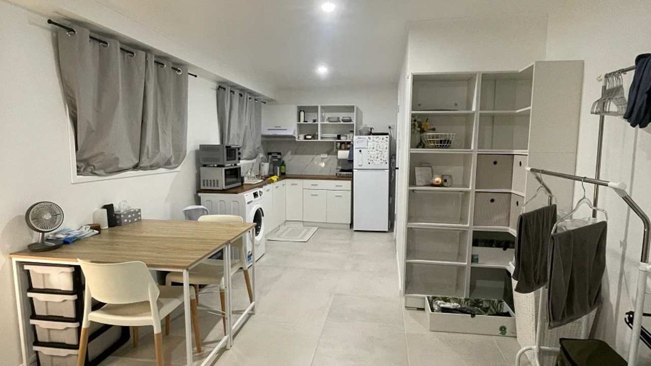 Furnished room with own bathroom