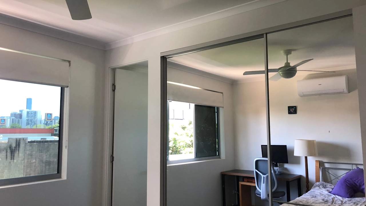 Unfurnished room with ensuite in a flatshare