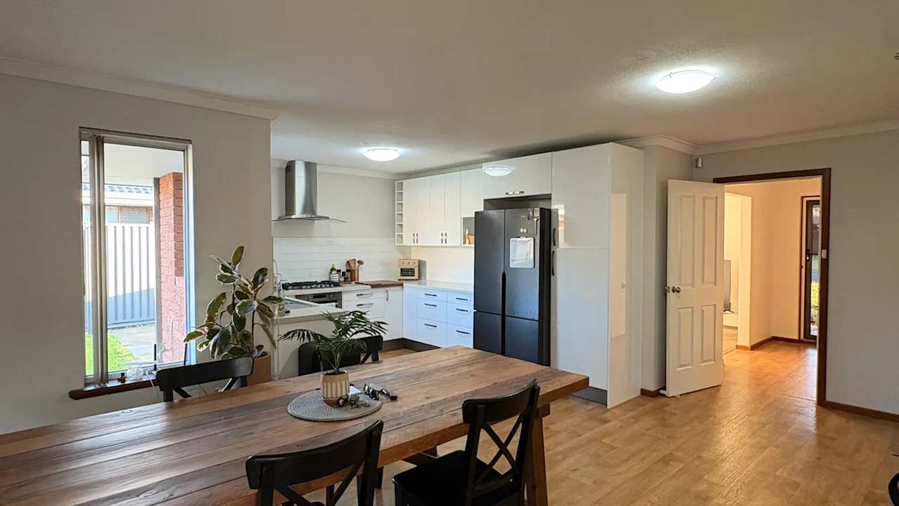 Unfurnished room in a share house