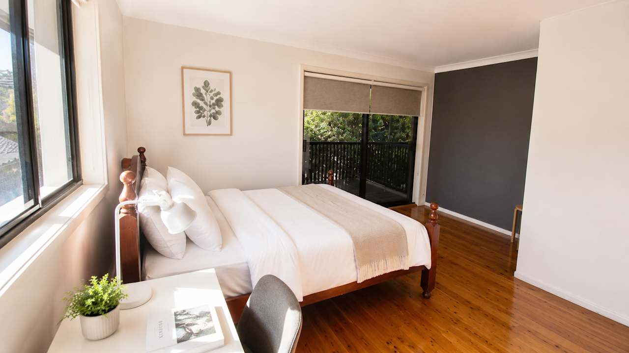 Furnished room in a share house