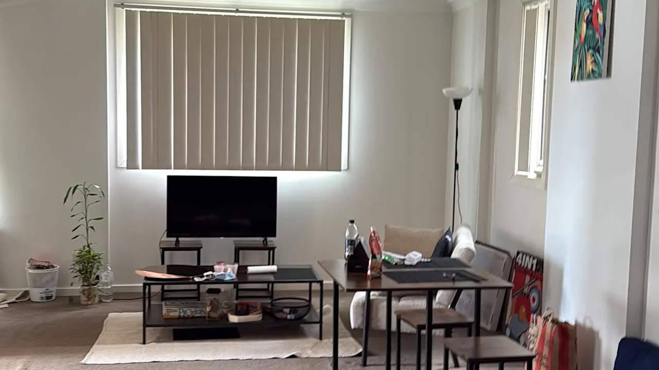 Furnished room with ensuite in a flatshare