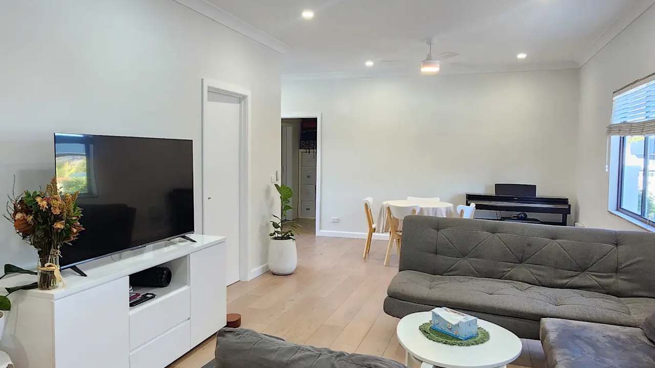 Room in a share house