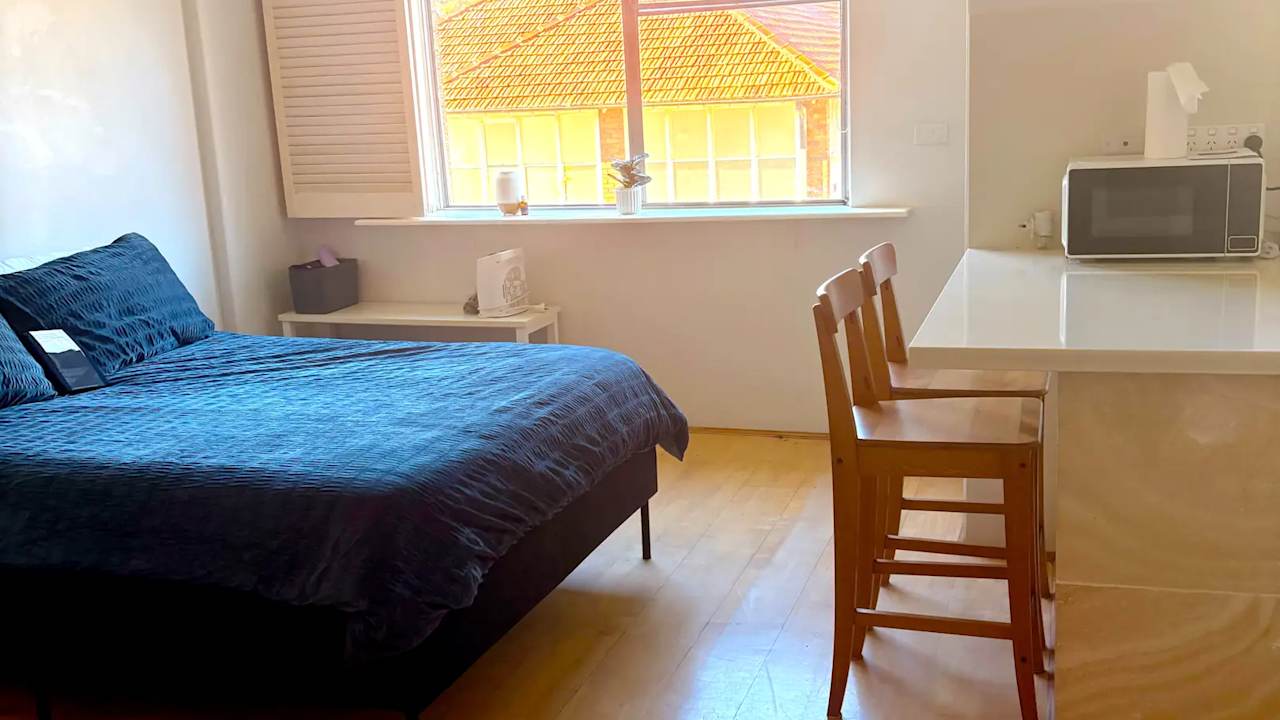 Furnished room studio flat for rent