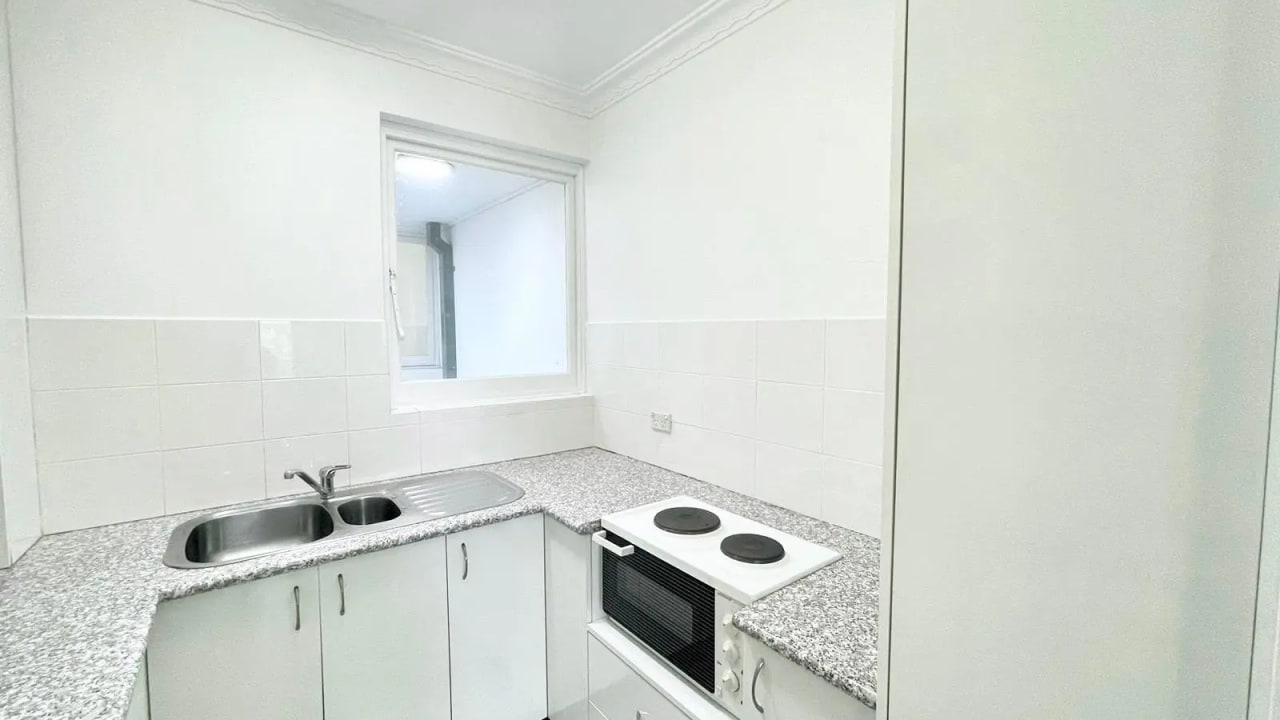 Room studio flat for rent