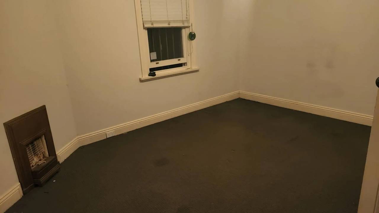 Unfurnished room in a share house