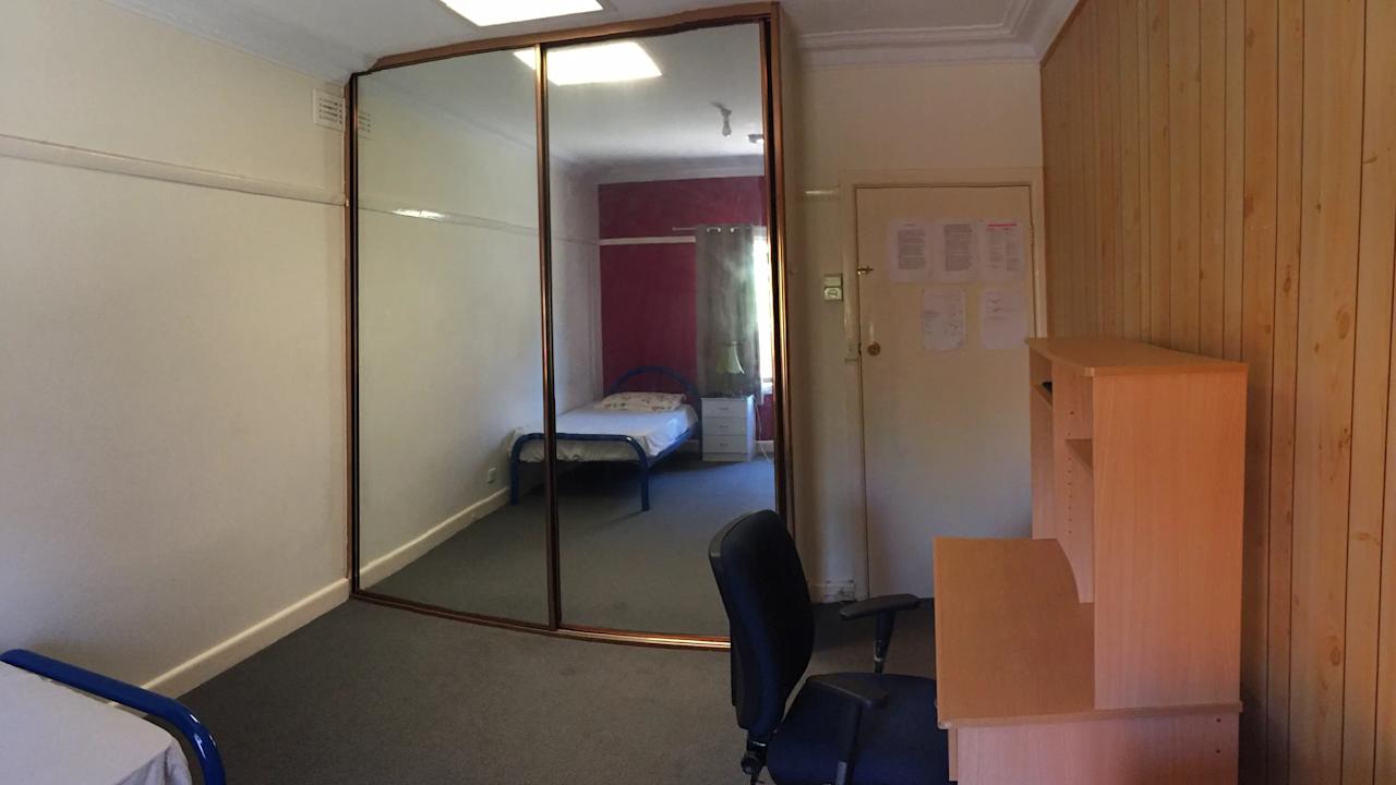 Furnished room in a share house