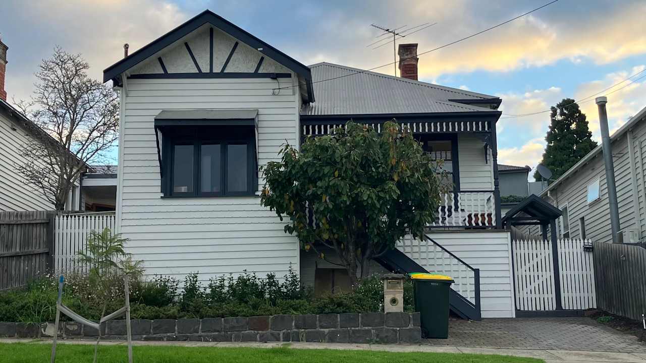 Unfurnished room in a share house