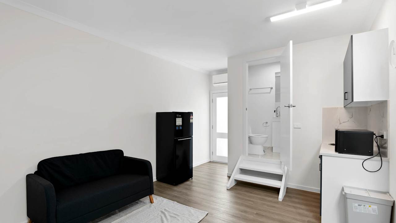 Furnished room with ensuite in a share house