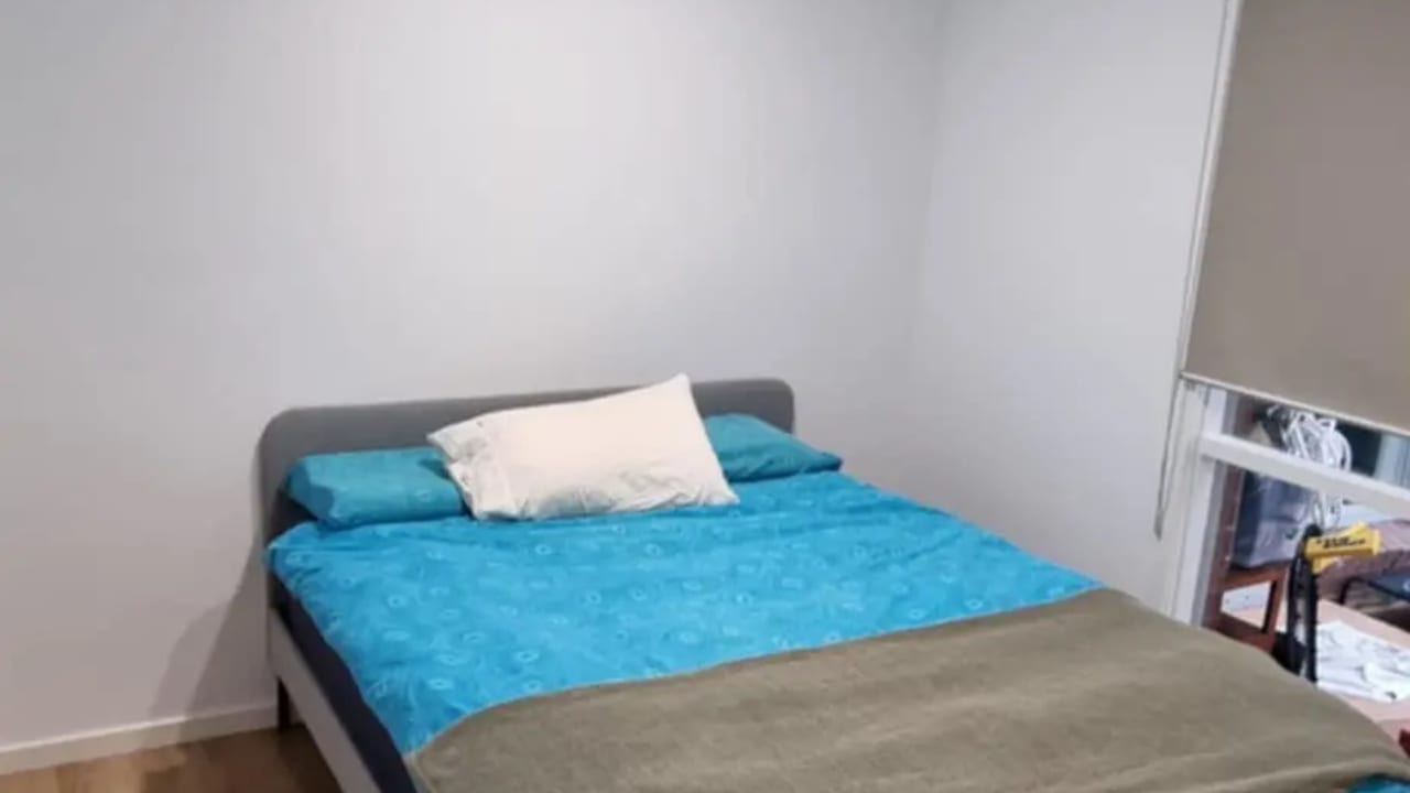 Furnished room with own bathroom