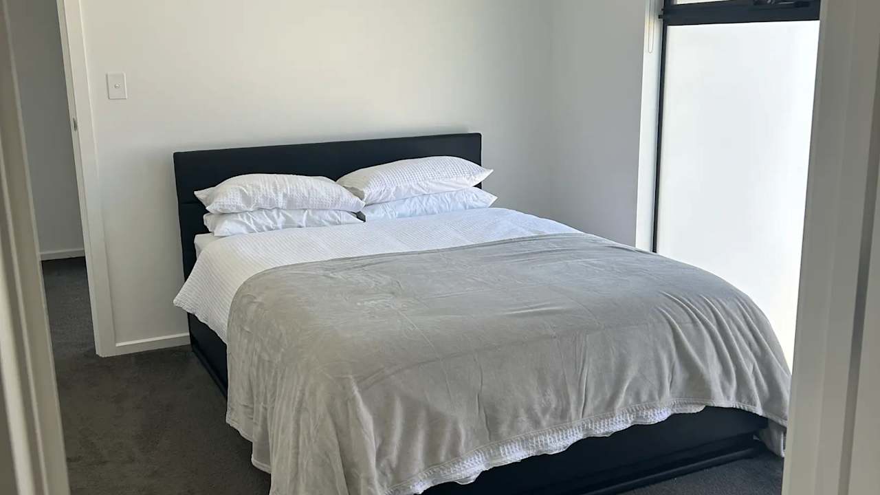 Furnished room with ensuite in a share house