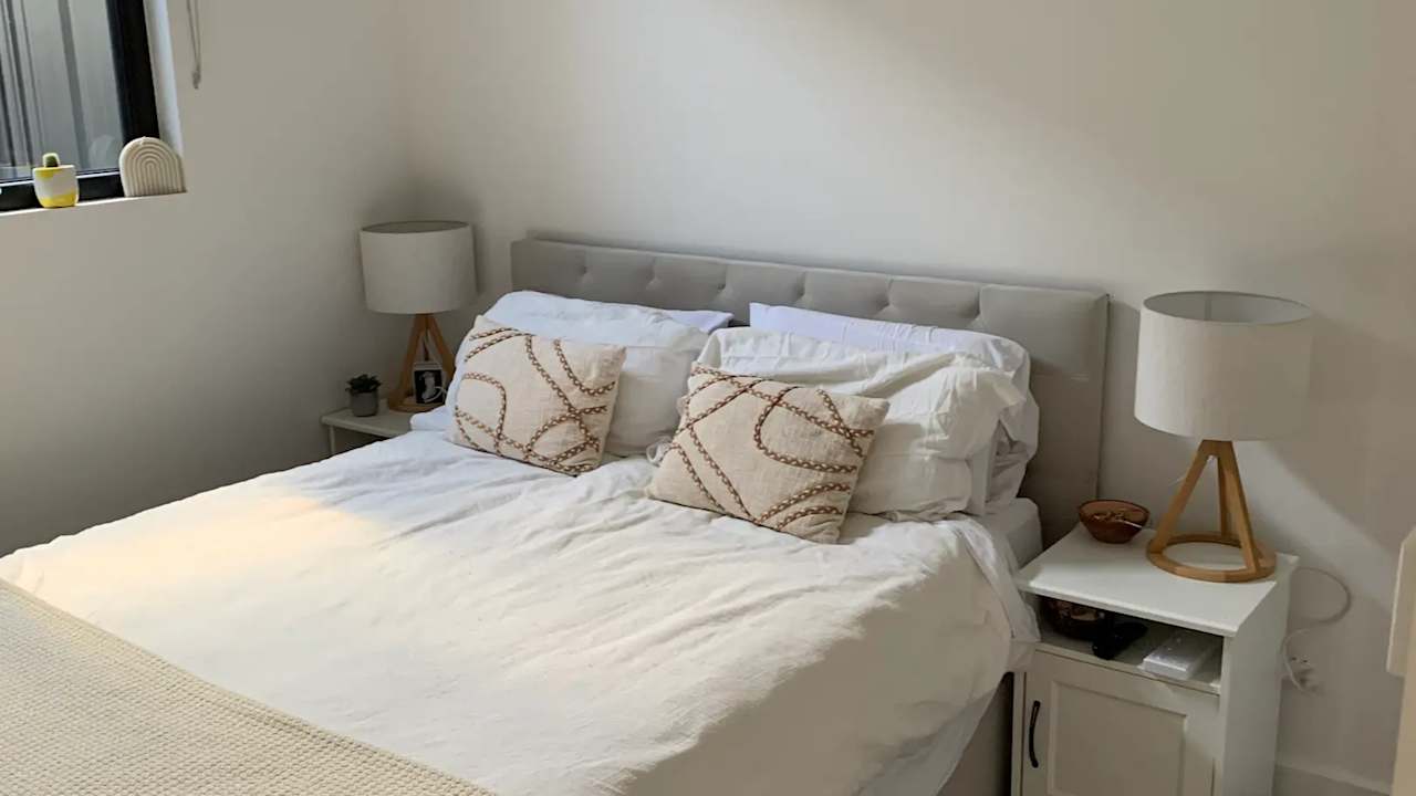 Unfurnished room in a share house