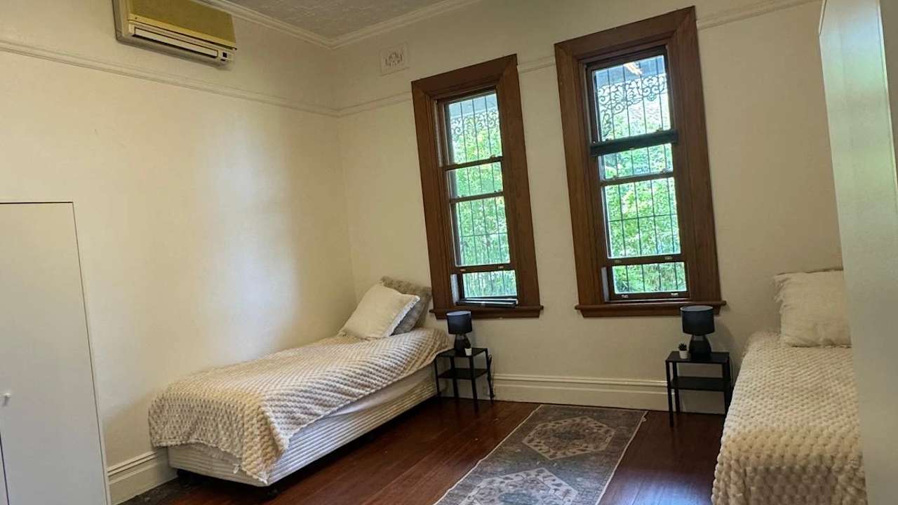 Unfurnished room in a share house