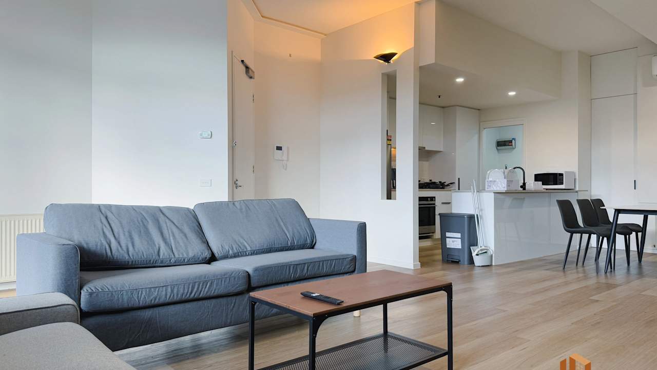 Furnished room in a flatshare