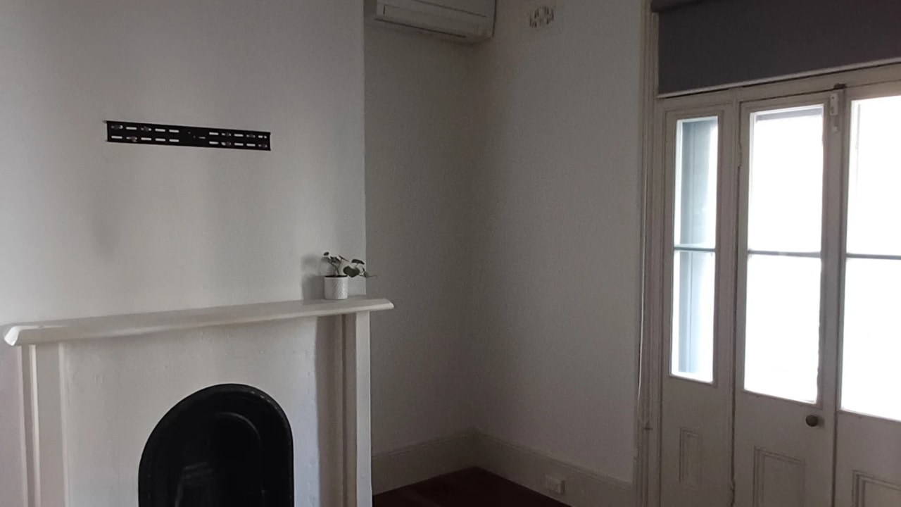 Unfurnished room in a share house
