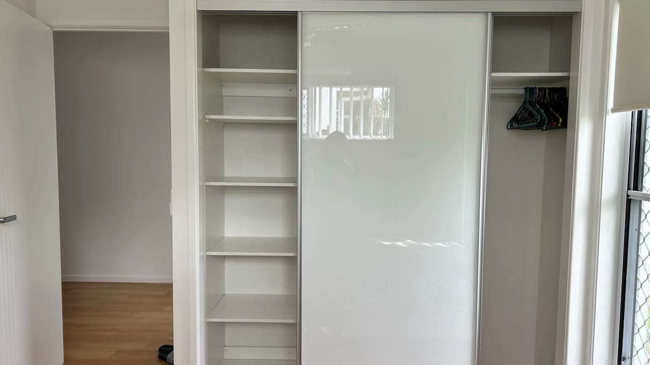 Unfurnished room in a share house