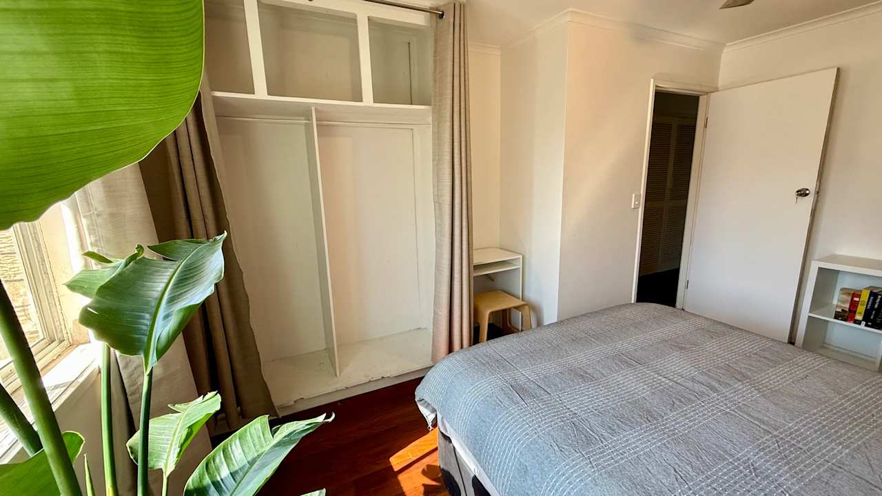 Furnished room in a share house
