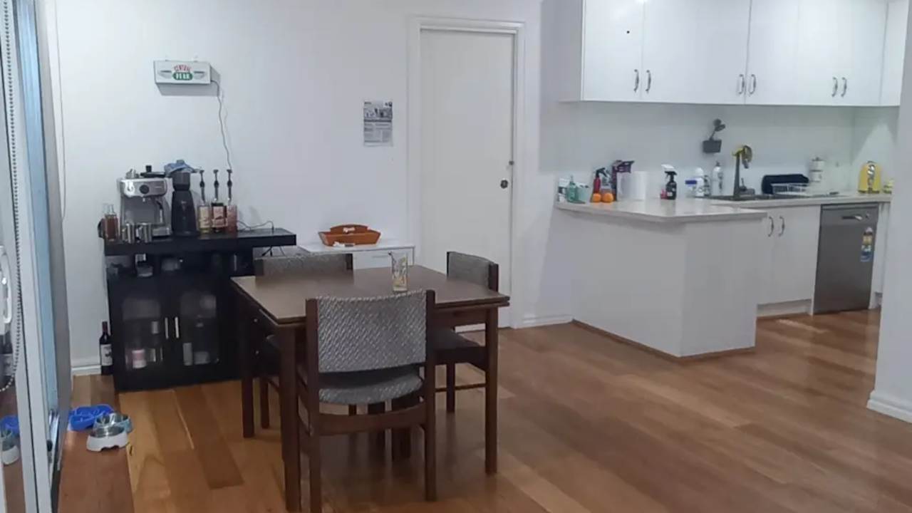 Unfurnished room in a share house