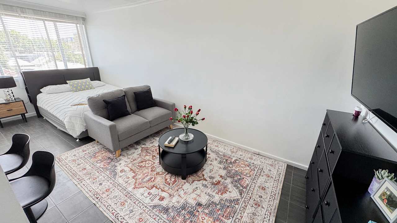 Furnished room studio flat for rent