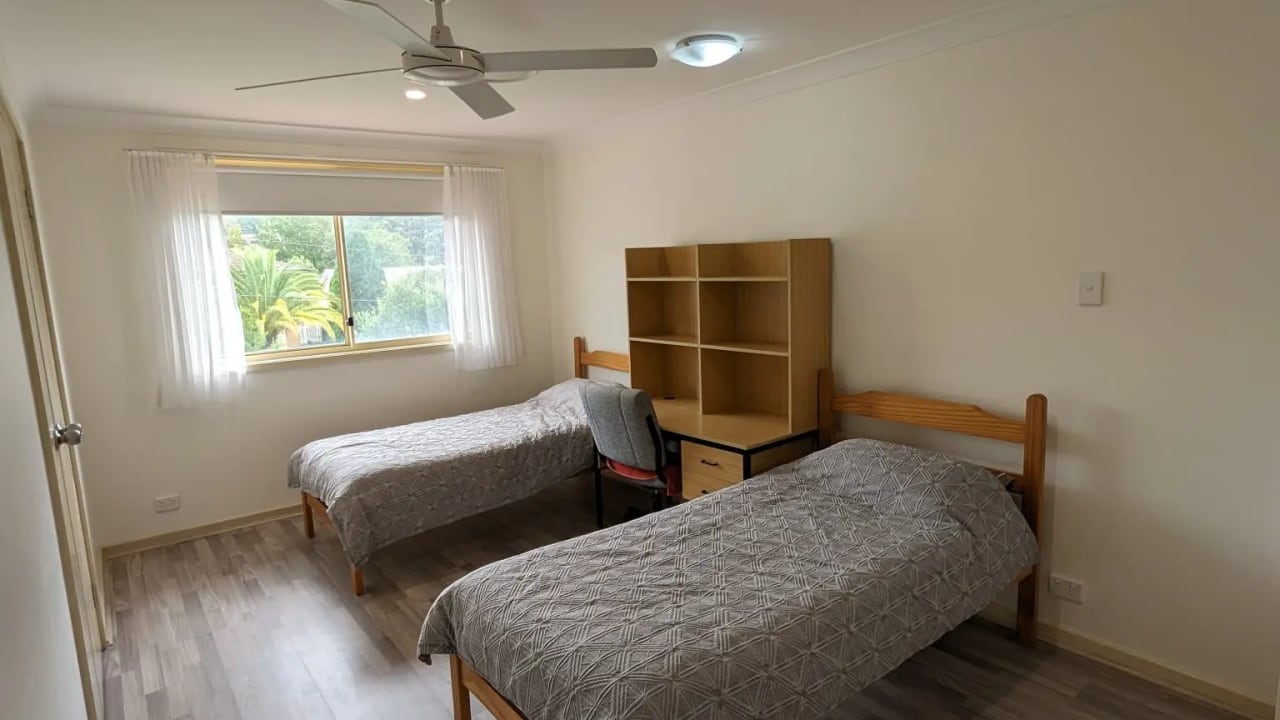 Room in a share house