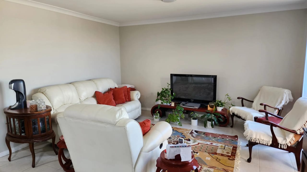 Furnished room with own bathroom