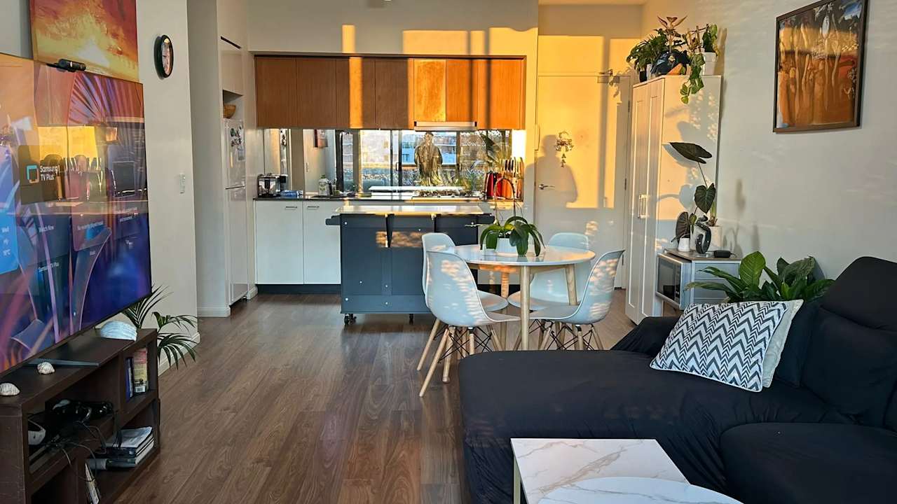 Furnished room in a flatshare
