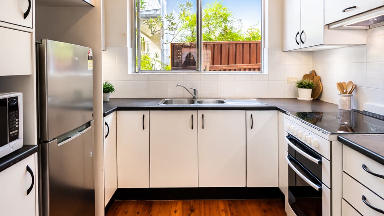 Whole property with 2 rooms for rent