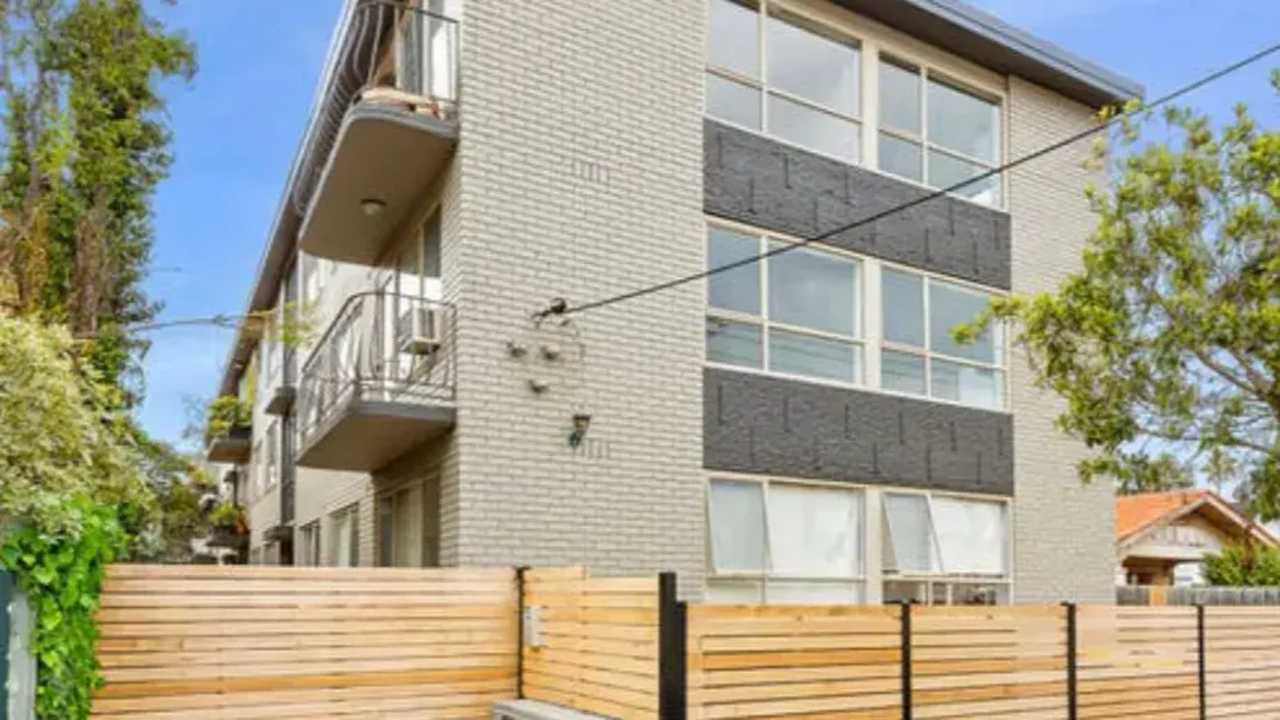 Whole property with 3 rooms for rent