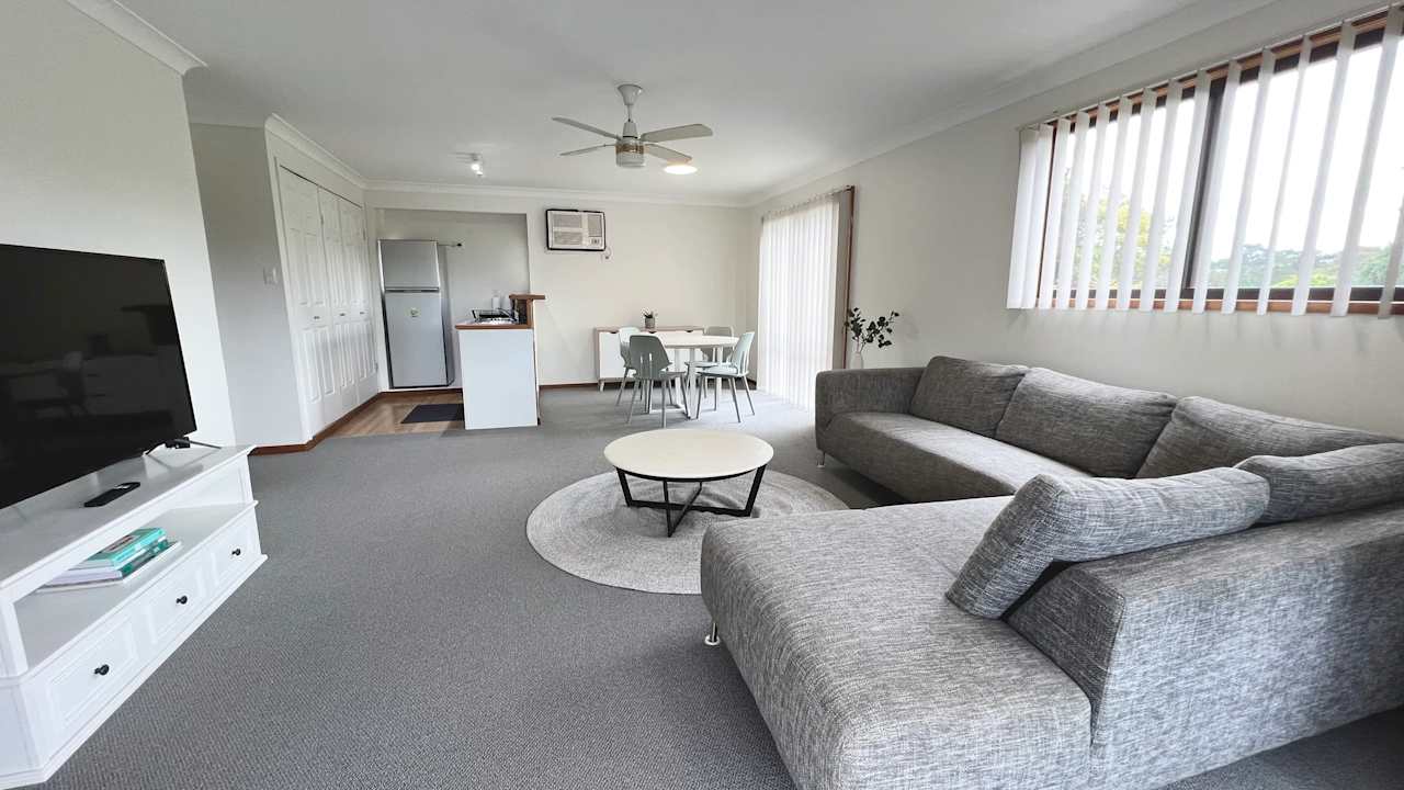 Whole property with 3 rooms for rent