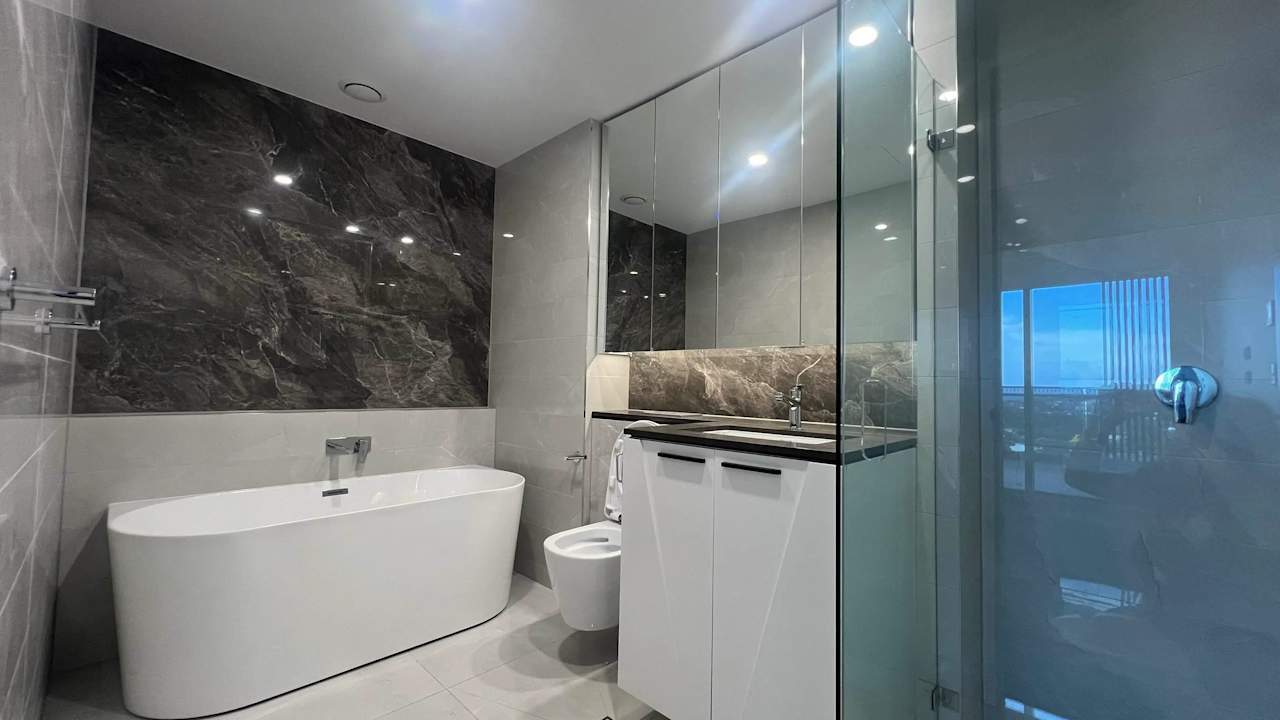 Whole property with 3 rooms for rent