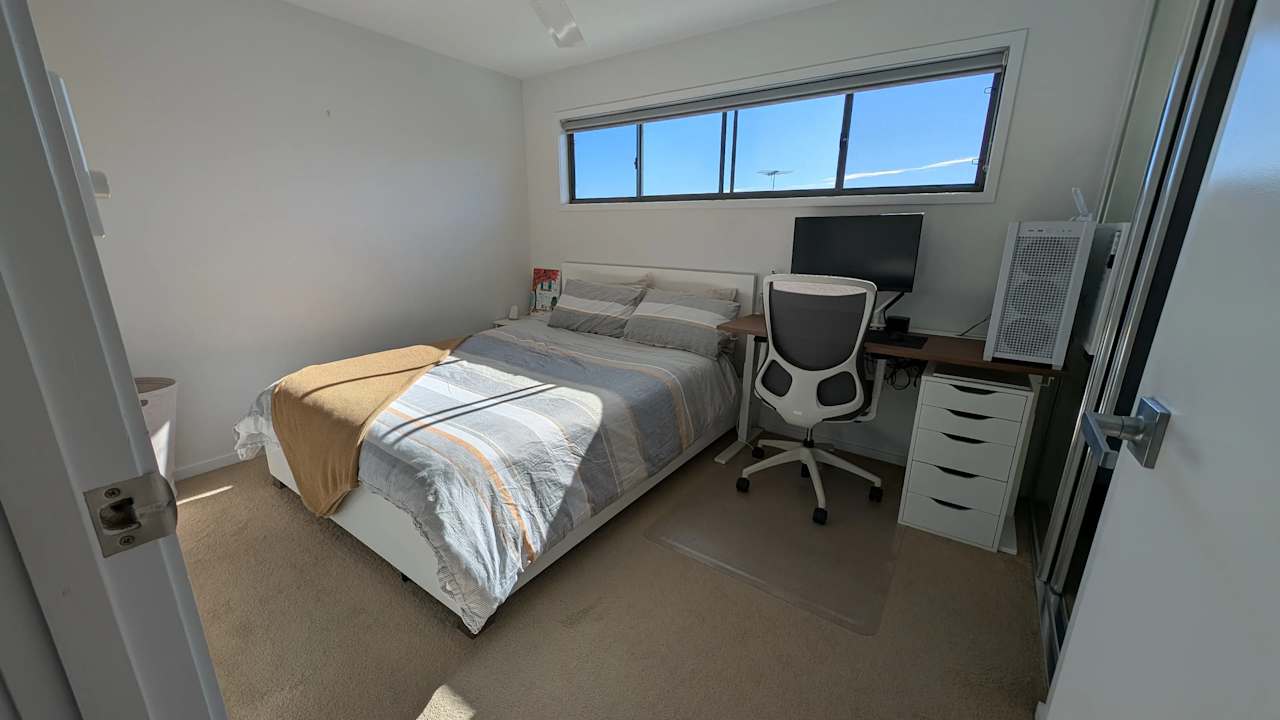 Room with ensuite in a share house