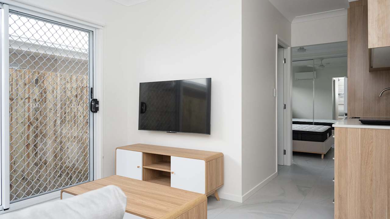 Furnished room studio flat for rent