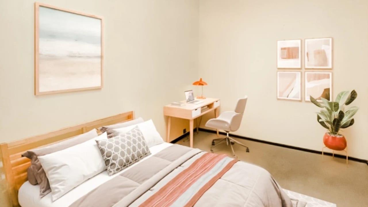 Furnished room in a share house