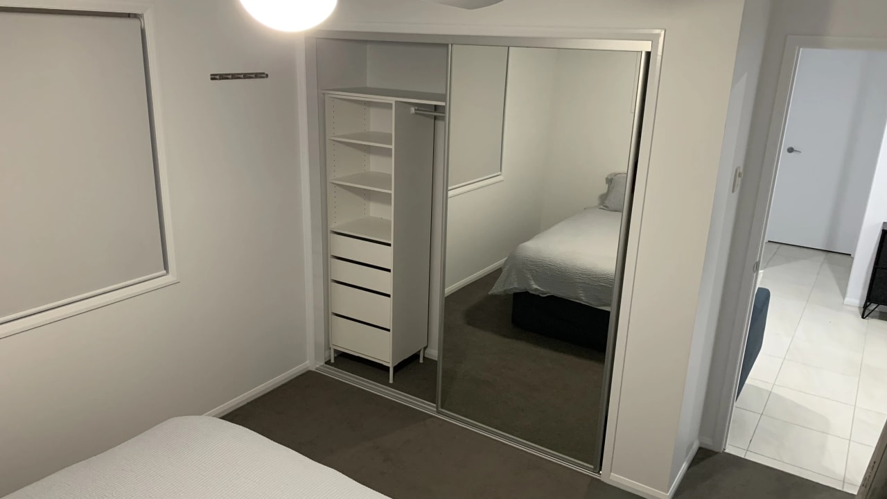 Room in a share house