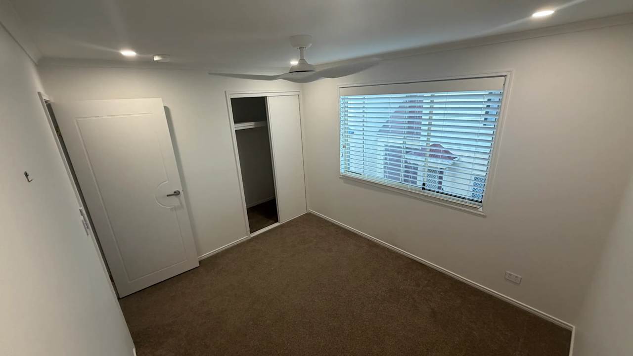 Room in a share house