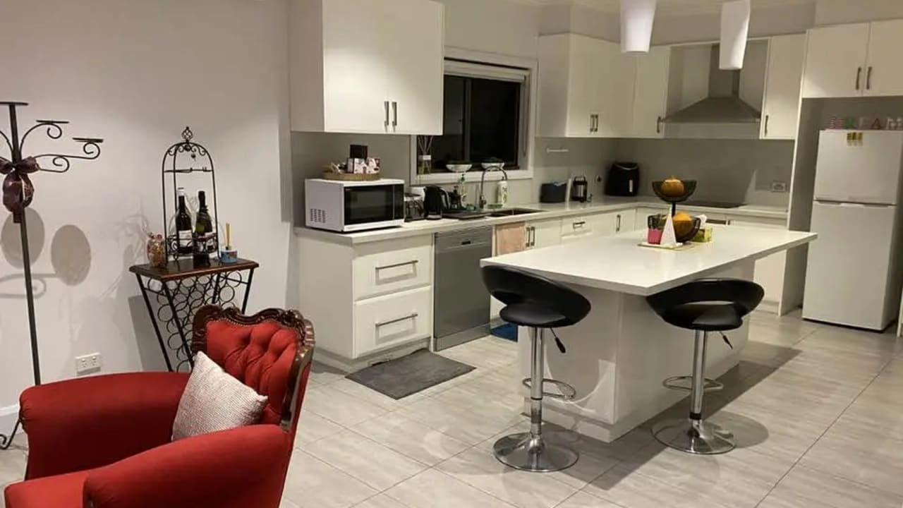 Room in a share house