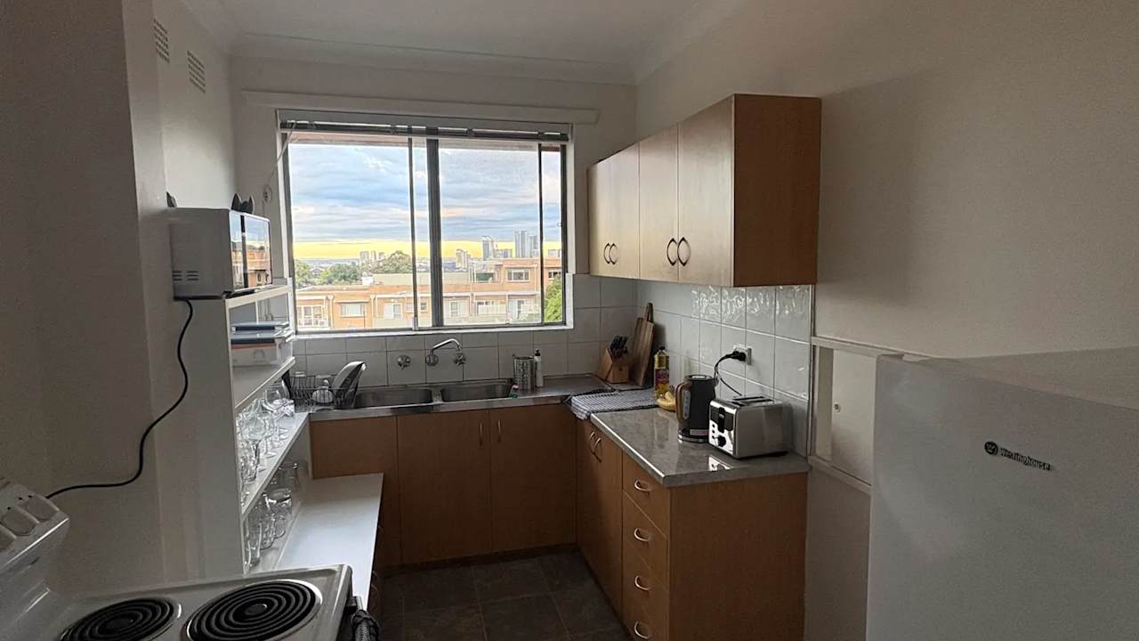 Unfurnished room in a share house