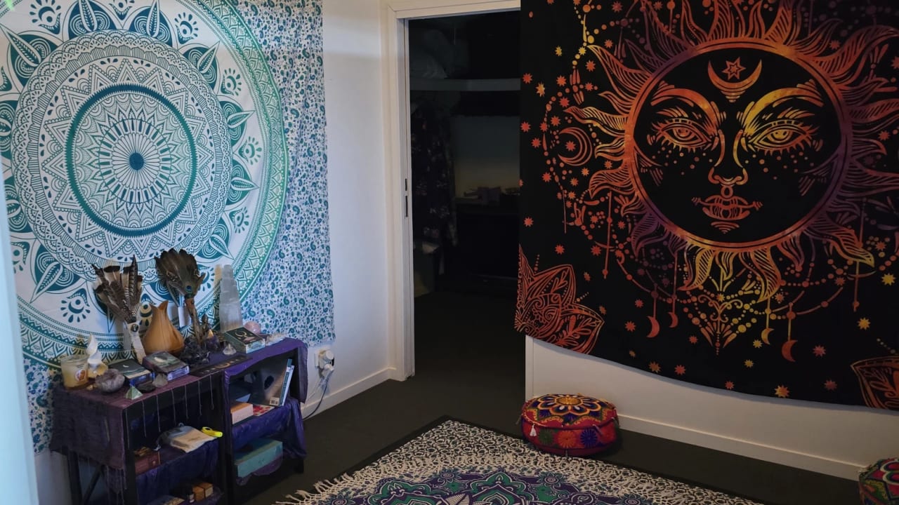 Furnished room with own bathroom
