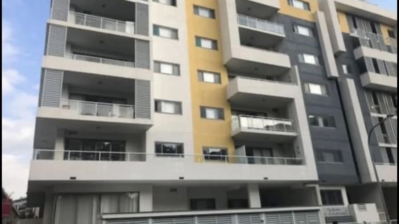 Whole property with 2 rooms for rent