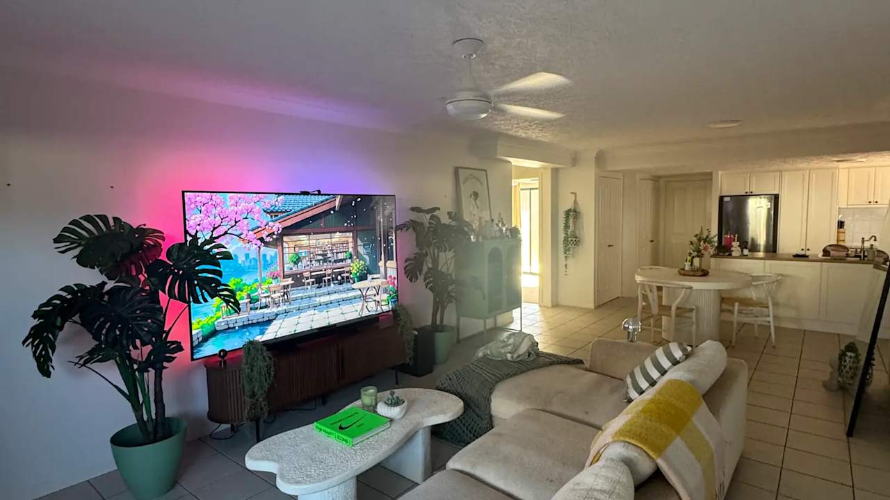 Unfurnished room in a flatshare