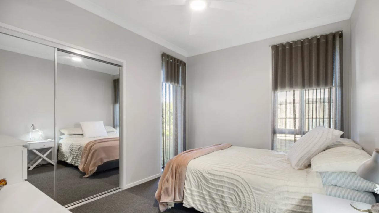 Unfurnished room with own bathroom