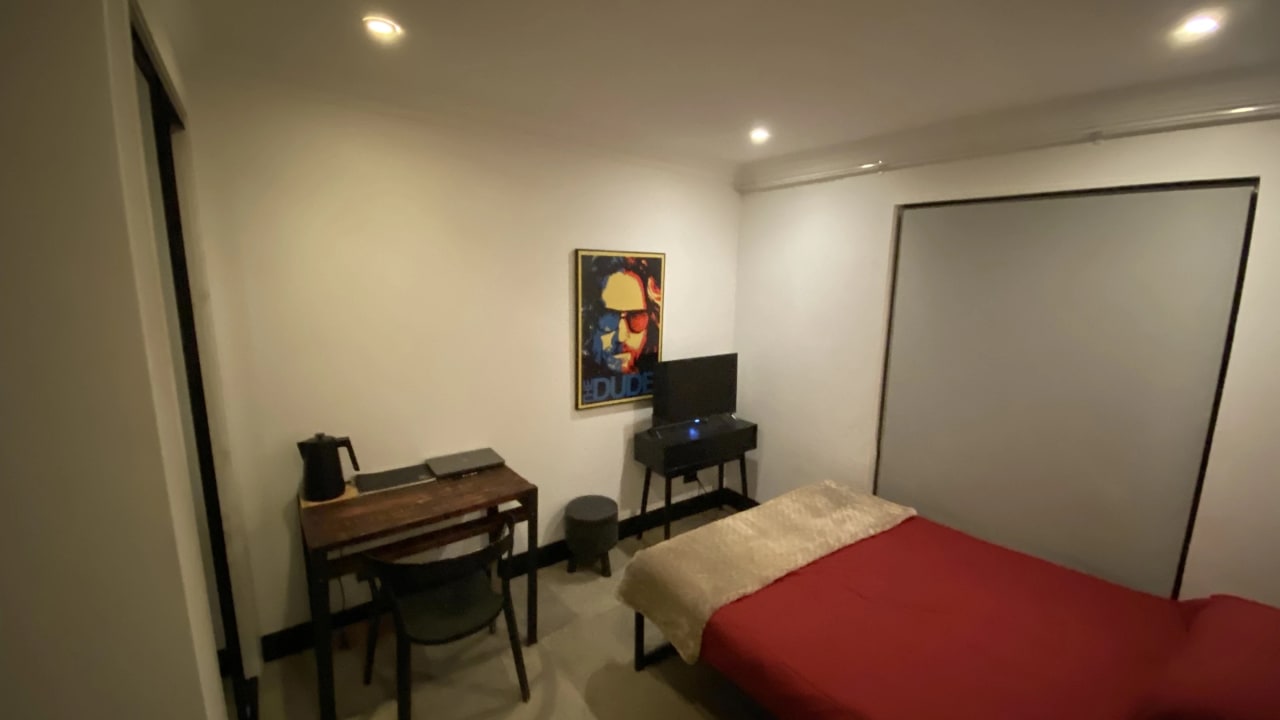 Furnished room with own bathroom
