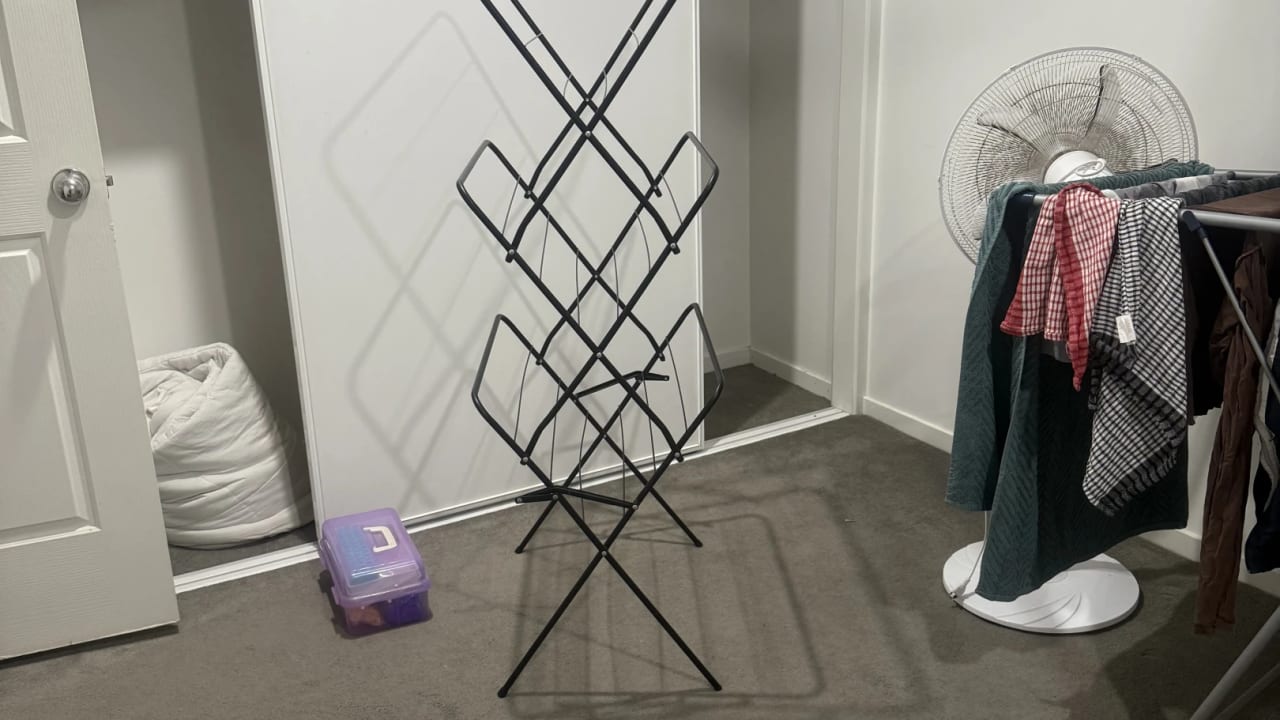 Room in a share house