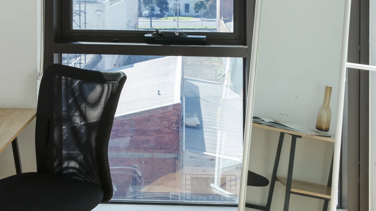 Whole property with 2 rooms for rent