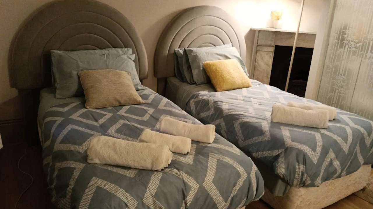 Furnished room with ensuite in a share house